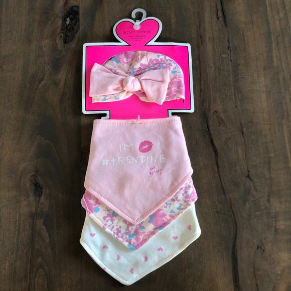Betsy Johnson Bib Set W/ Bow Hat - Picture 1 of 5